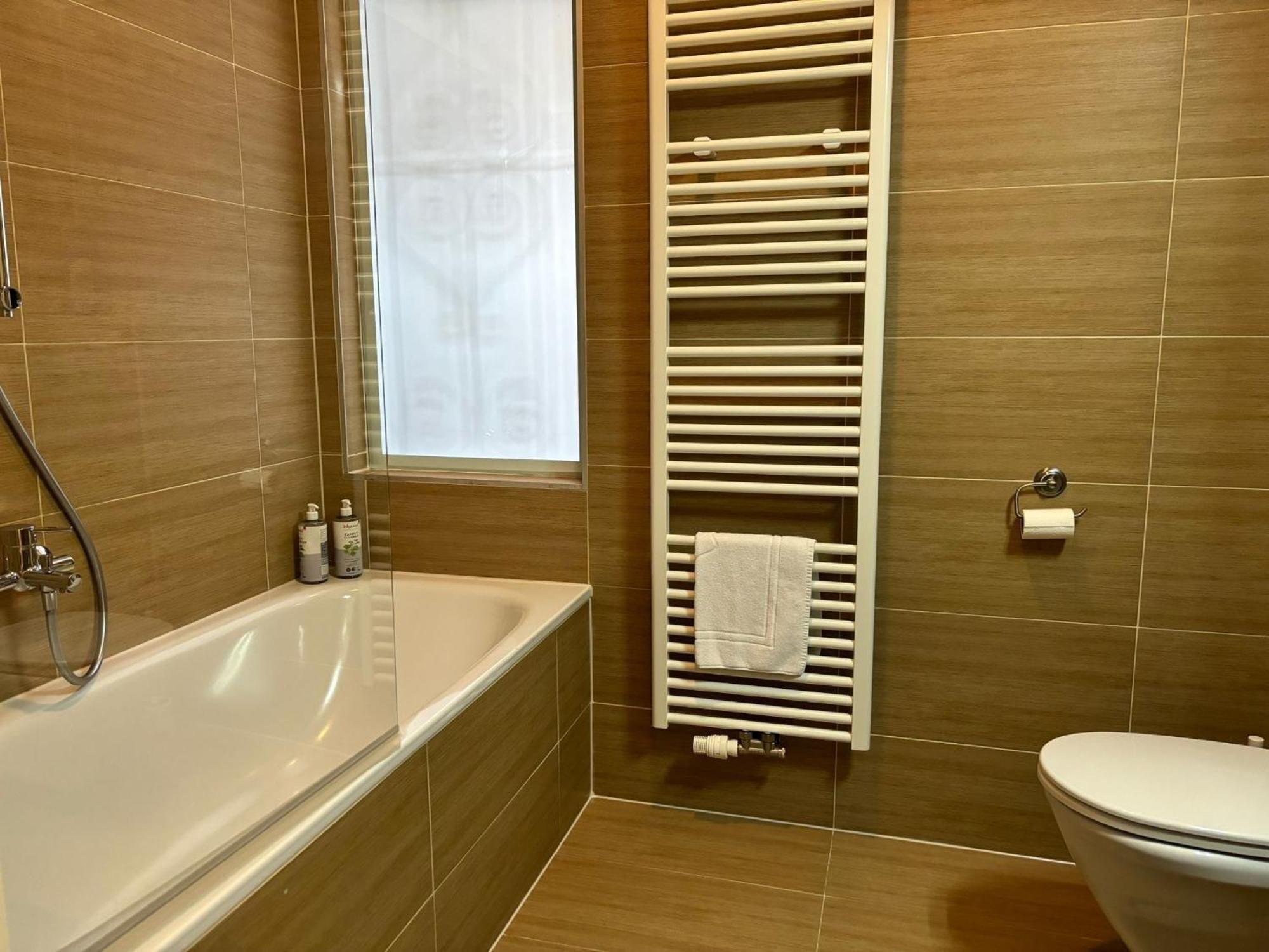 Casa Nostra - Ruhig & Zentral Wohnen Am Augarten Wien Ngoại thất bức ảnh